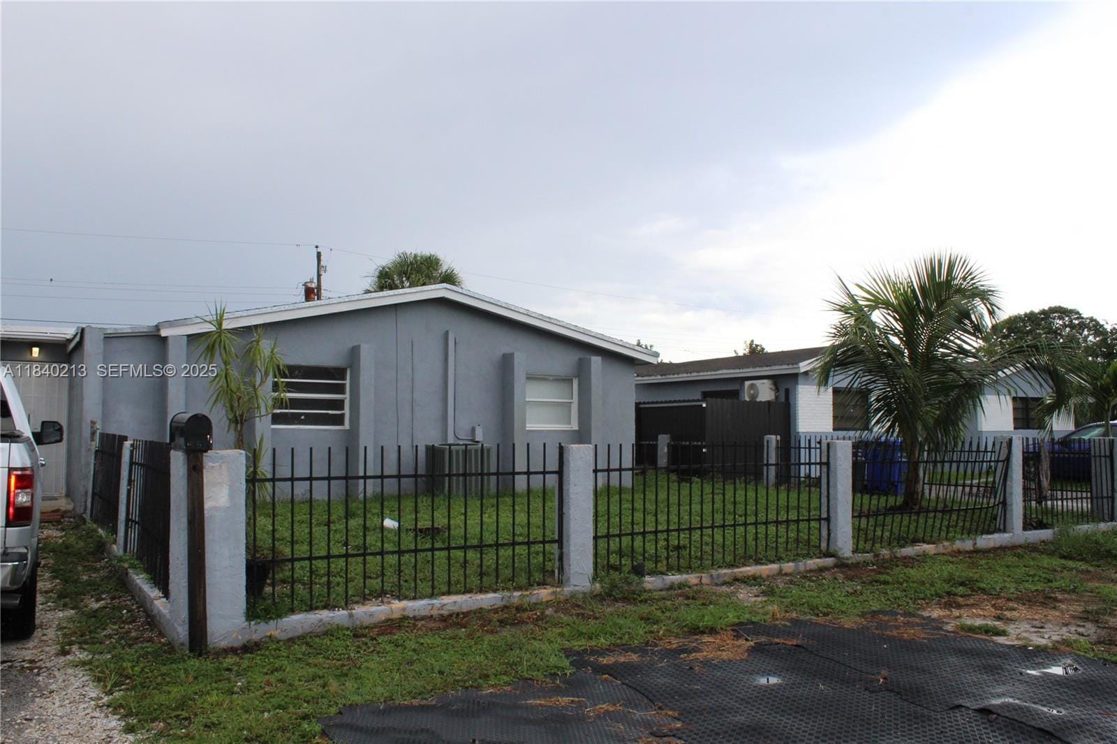 6651 Custer Street — photo 4