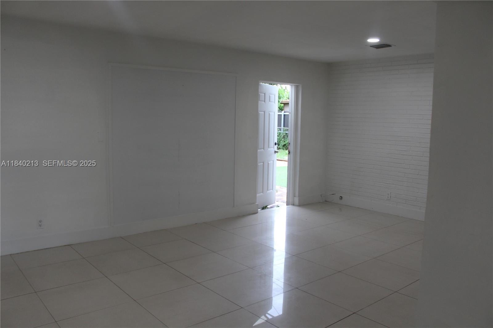 6651 Custer Street — photo 10
