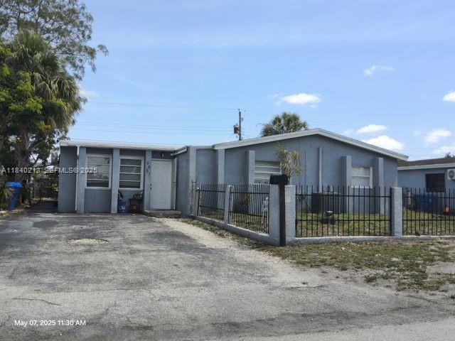 6651 Custer Street, Hollywood, FL 33024, Hollywood