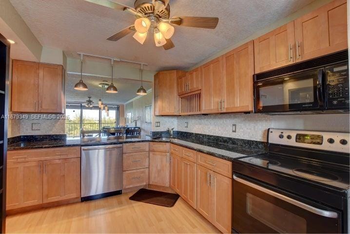 1631 Riverview Road 604, Deerfield Beach, FL 33441 photo 4