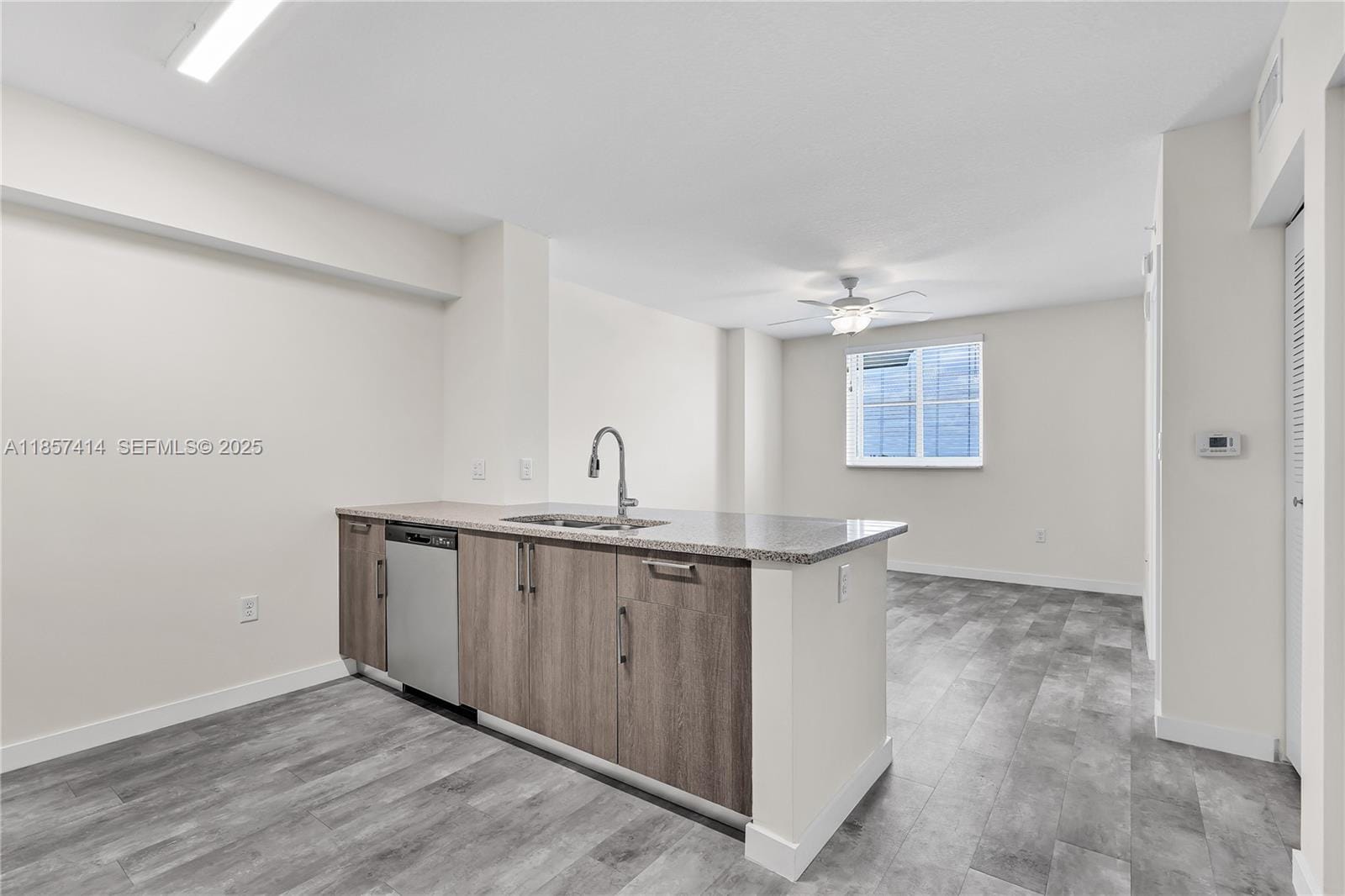400 NW 112th Avenue 323, Sweetwater, FL 33172 photo 17