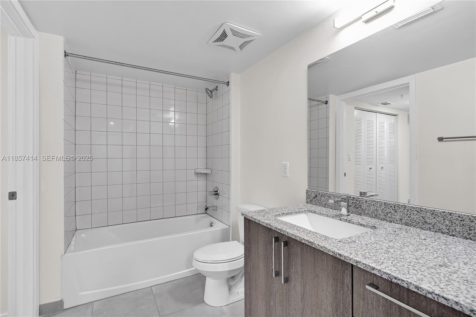 400 NW 112th Avenue 323, Sweetwater, FL 33172 photo 19