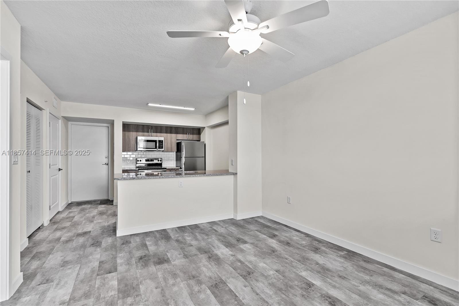 400 NW 112th Avenue 323 — photo 10