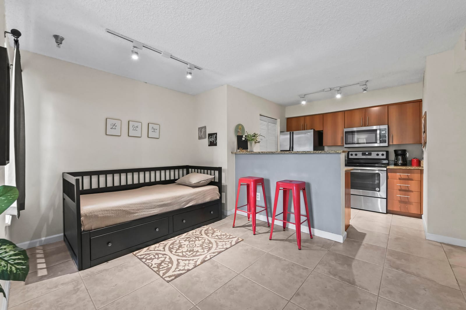 1205 Crystal Way K — photo 8
