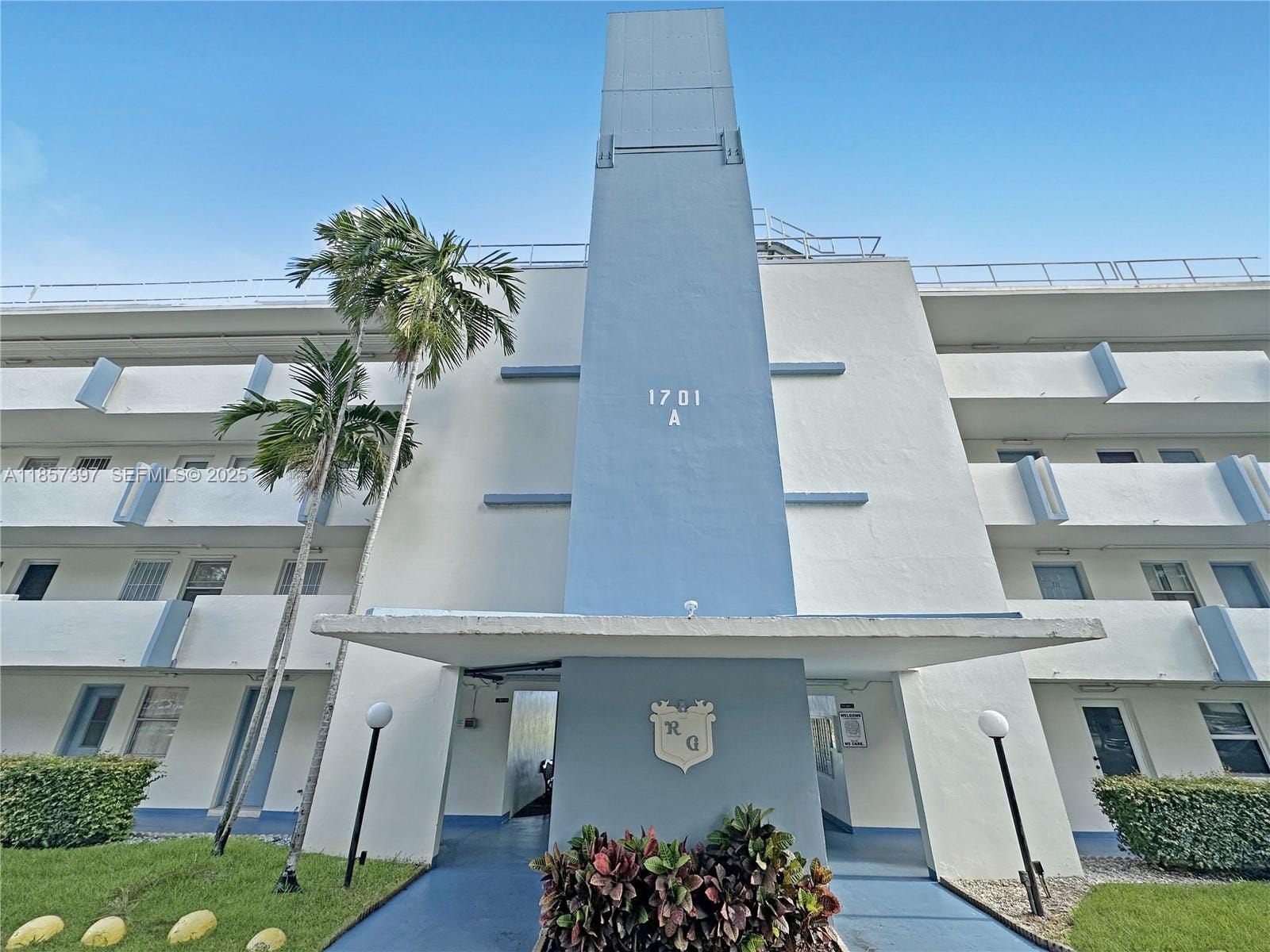 1701 NE 191st Street A309, Miami, FL 33179