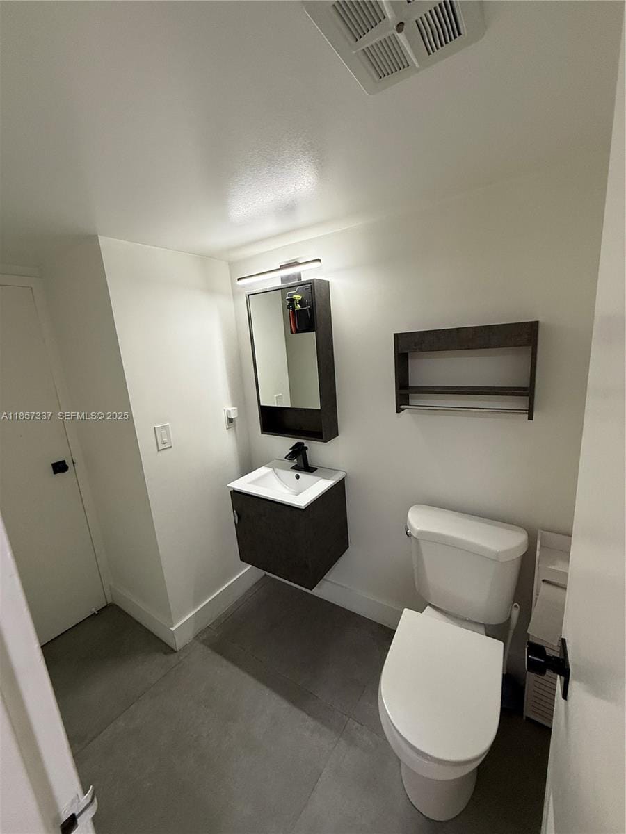 3625 N Country Club Drive PH5 — photo 9