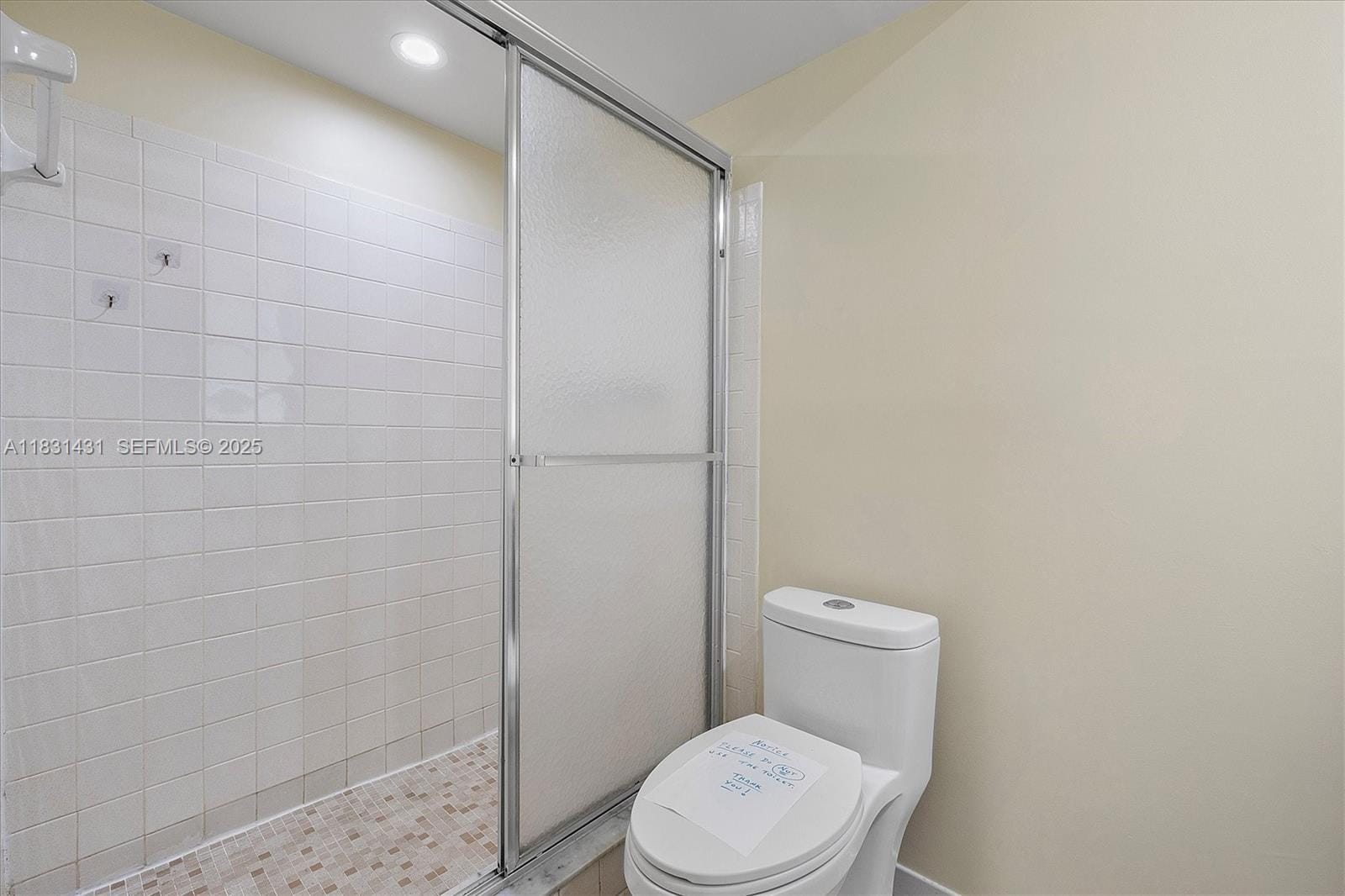 219 NE 14th Avenue 101, Hallandale Beach, FL 33009 photo 11