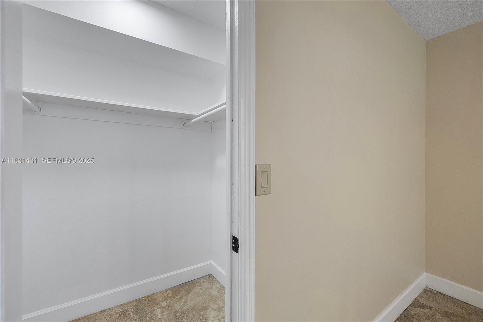 219 NE 14th Avenue 101, Hallandale Beach, FL 33009 photo 25