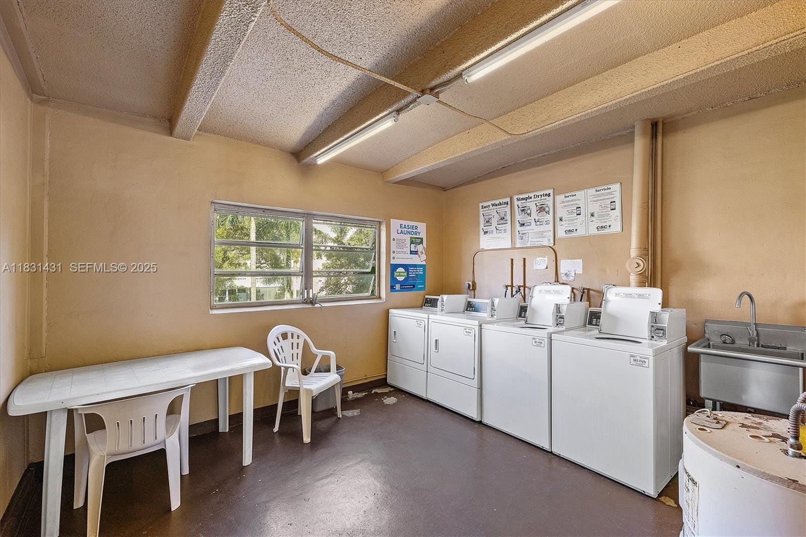 219 NE 14th Avenue 101, Hallandale Beach, FL 33009 photo 26
