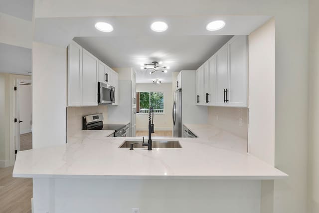 9575 Weldon Circle C313, Tamarac, FL 33321