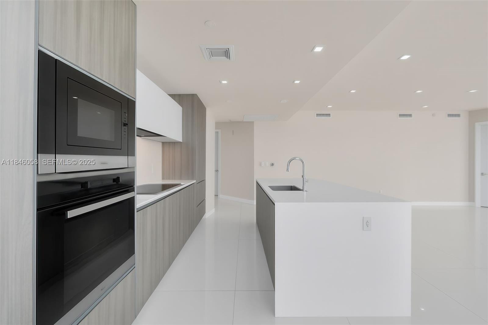 2900 NE 7th Avenue 4407, Miami, FL 33137 photo 6