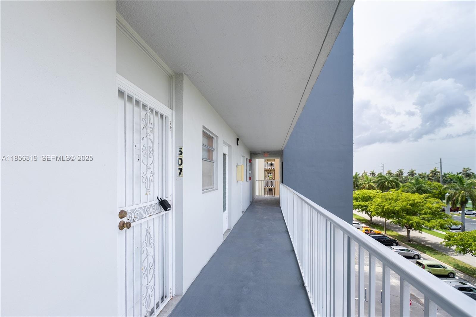 619 NE 14th Avenue 507, Hallandale Beach, FL 33009 photo 22