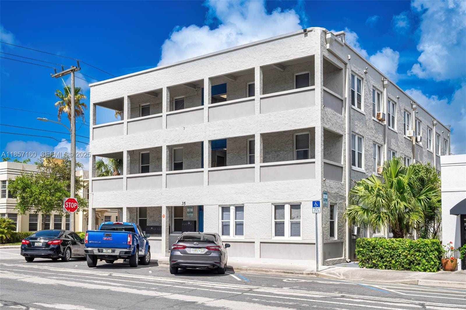 35 S J Street, Lake Worth, FL 33460 photo 3