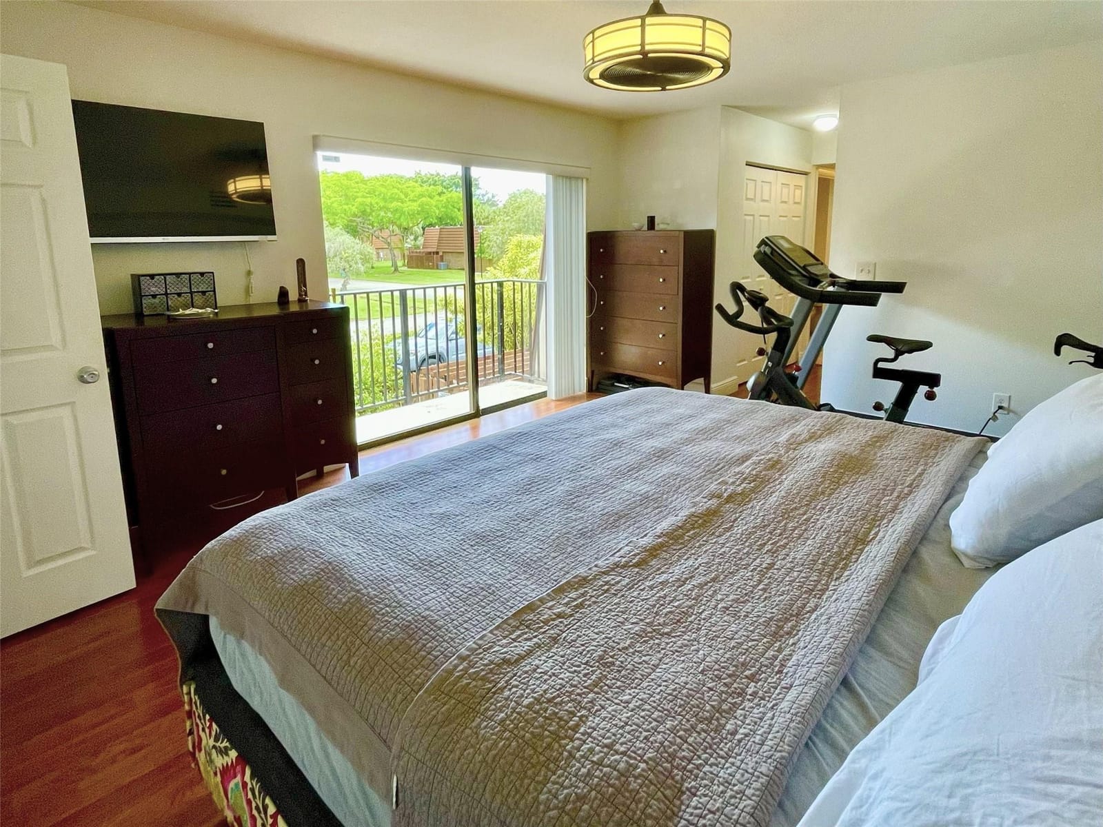 915 SW 120th Way — photo 12