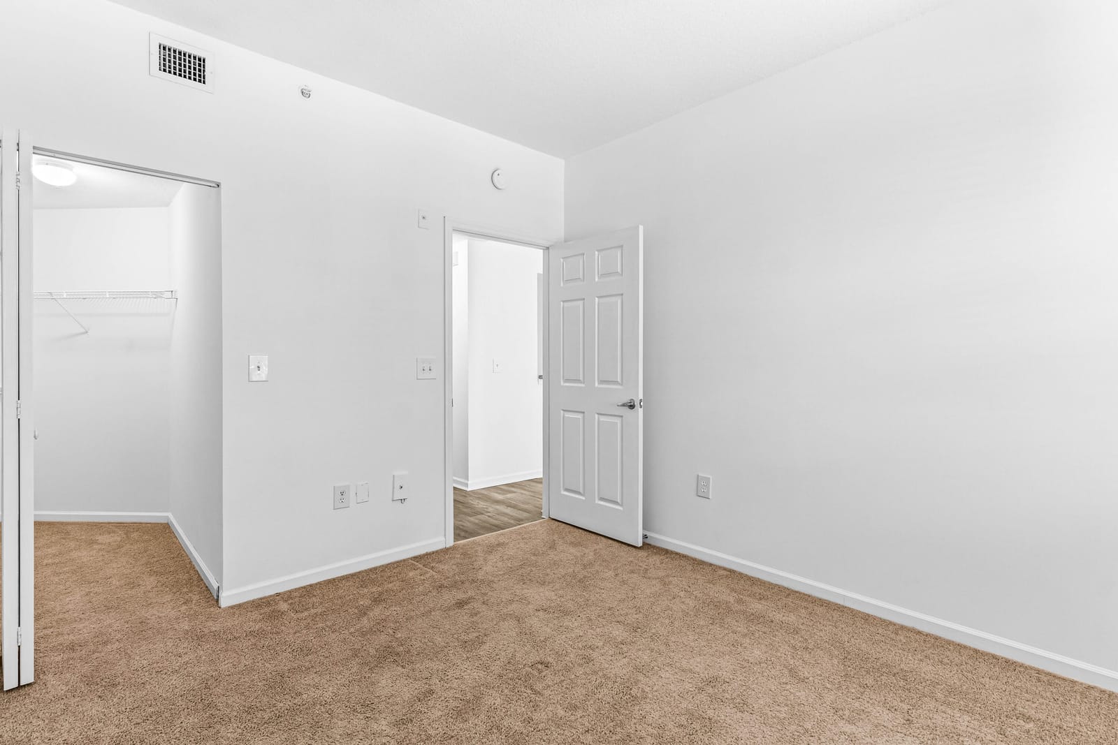 1951 Brandywine Road E 77-105 — photo 8