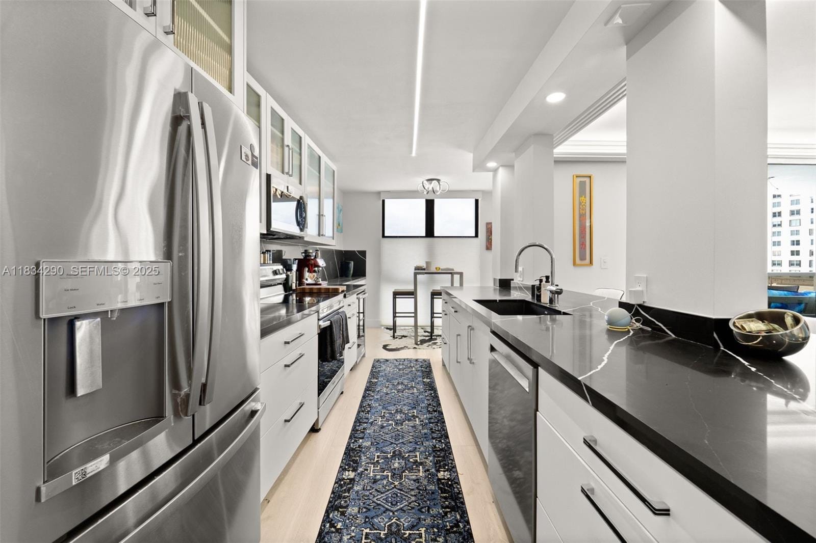 9 Island Avenue 406 — photo 10