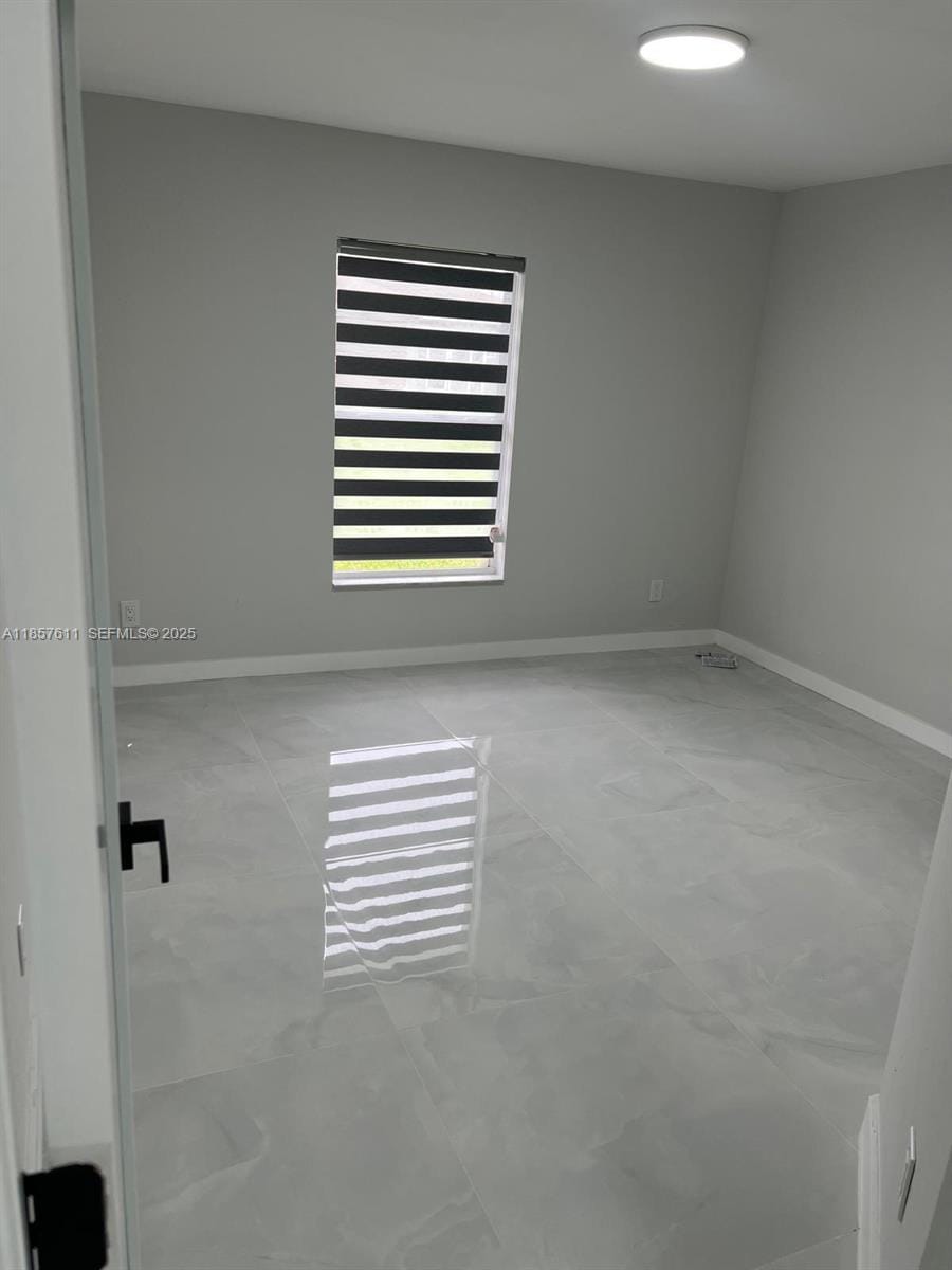 2214 NW 1 Terrace — photo 10