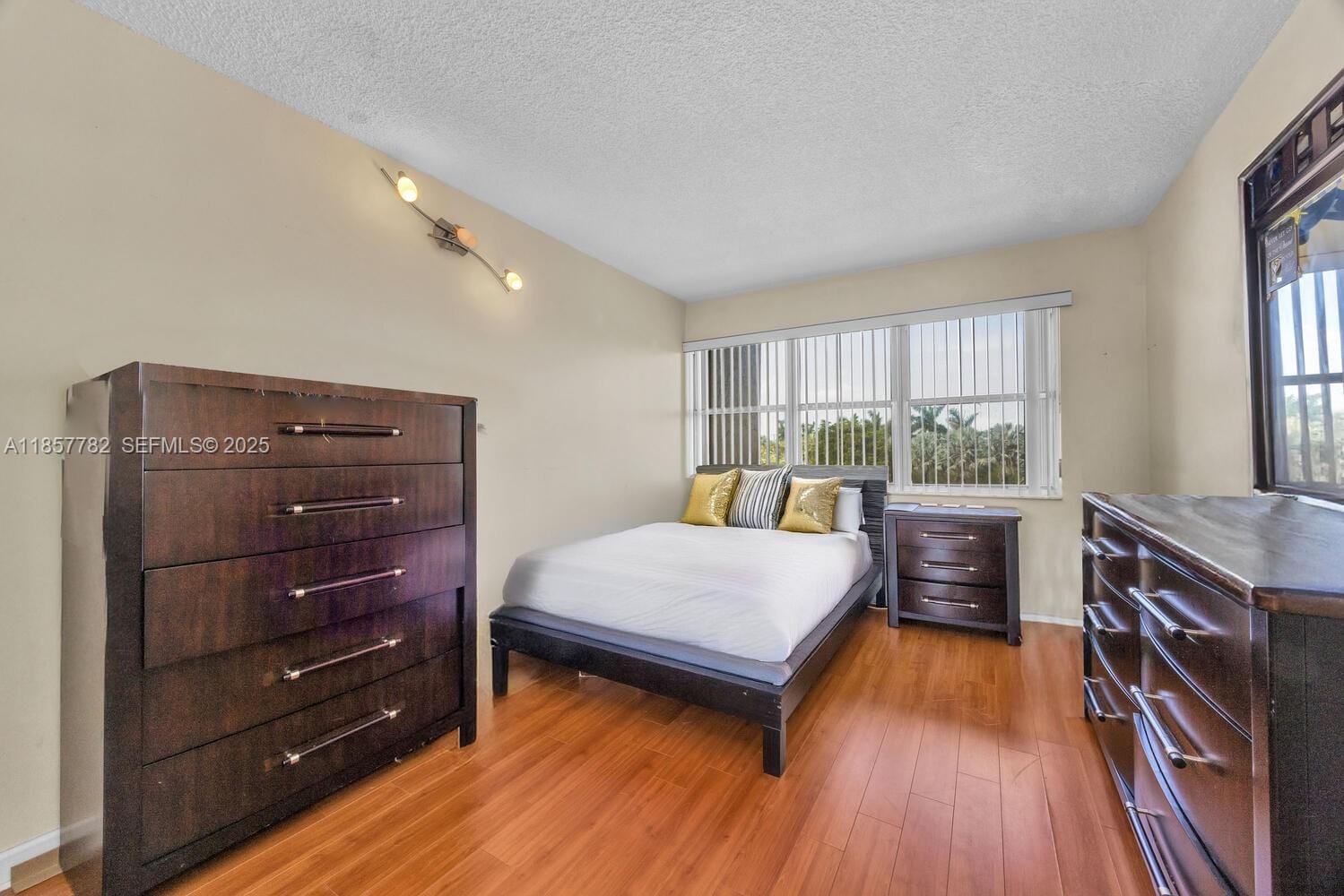 10651 SW 108th Avenue 3H — photo 11
