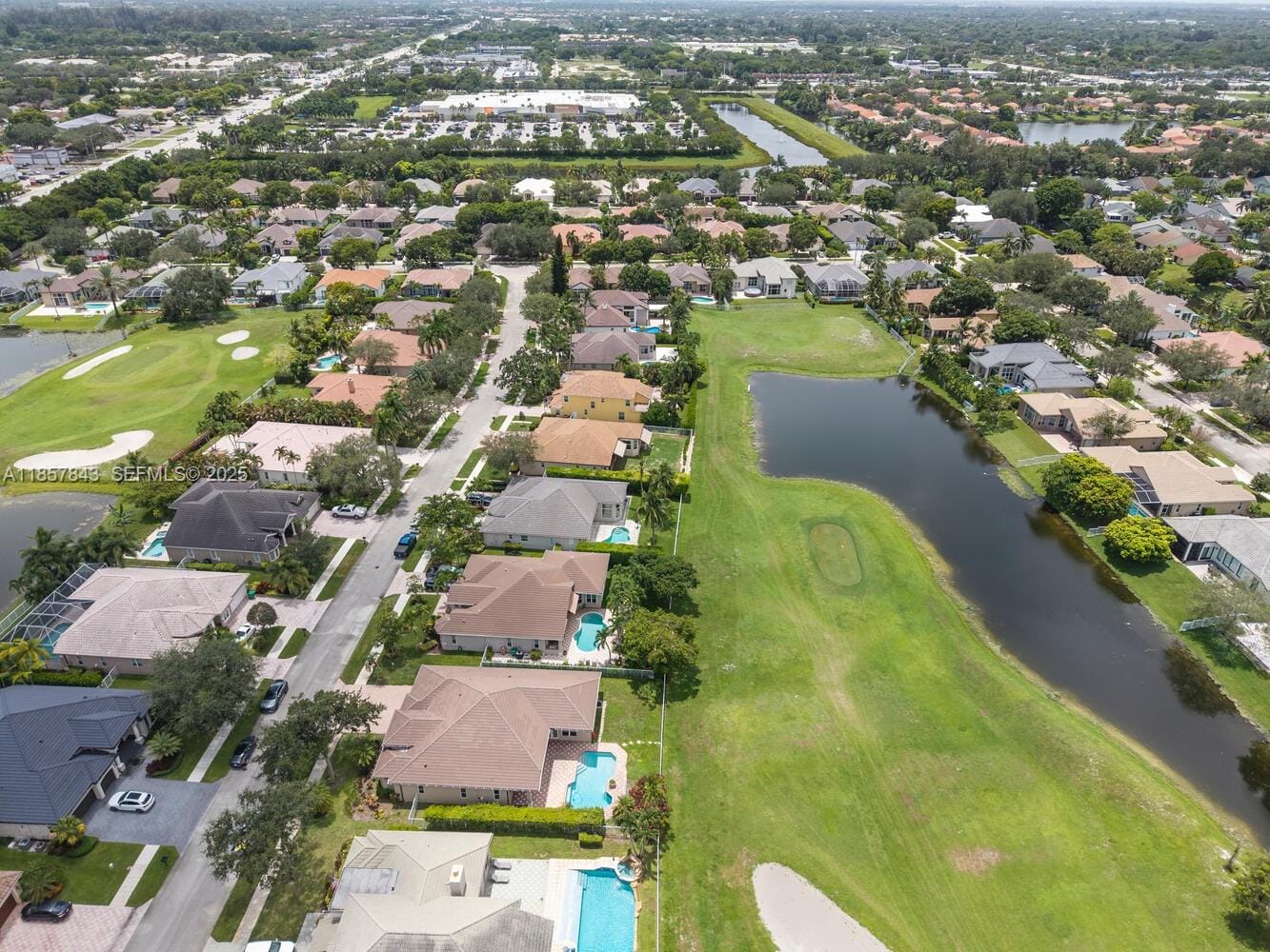 3981 E Lake Estates Drive — photo 3