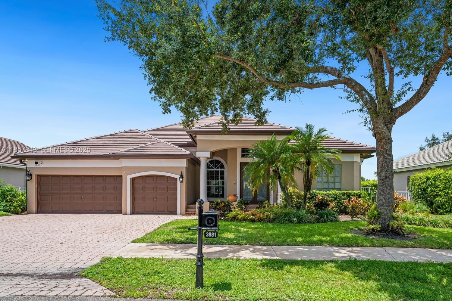 3981 E Lake Estates Drive — photo 4