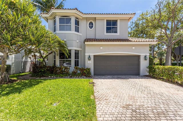 1467 Mariner Way, sold in Harbor Island, North Bay Village, FL