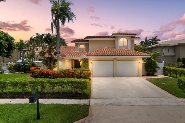 300 SW 15th Drive, sold in Estoville, Boca Raton, FL
