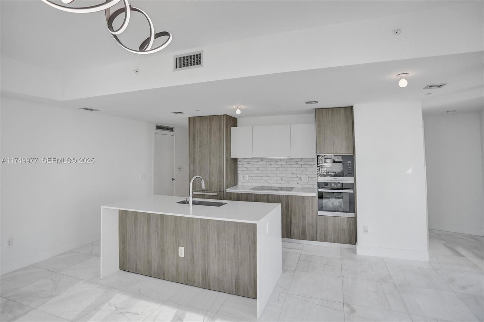 2900 NE 7th Avenue 1601, Miami, FL 33137 photo 4