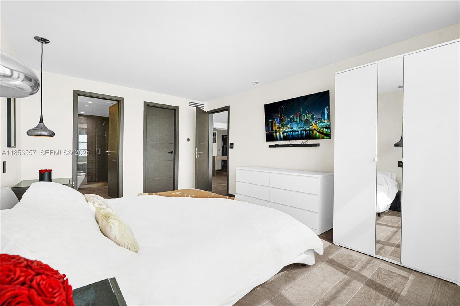 5151 Collins Avenue 1519, Miami Beach, FL 33140 photo 19