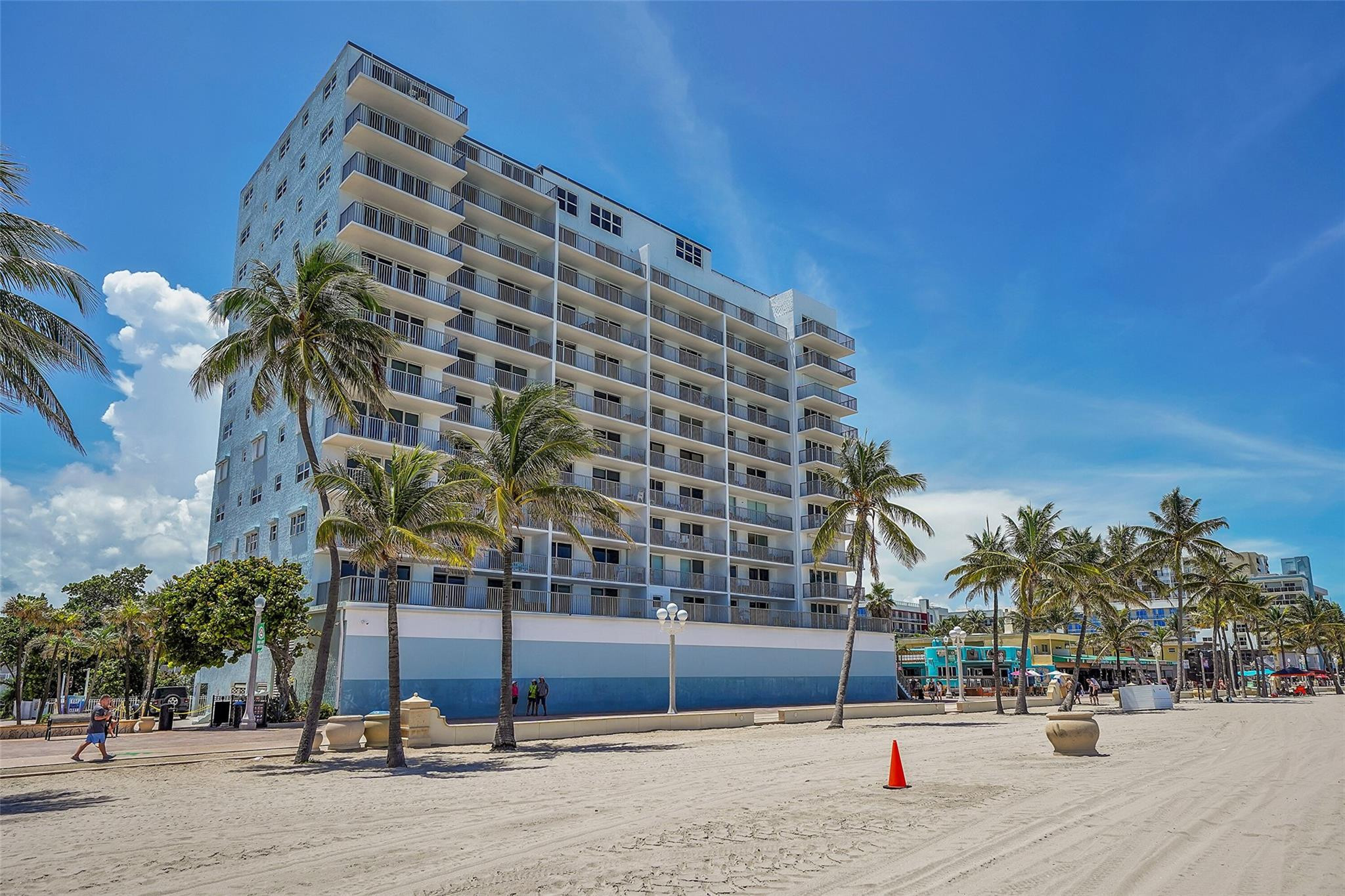 400 N Surf Road 703, Hollywood, FL 33019, Hollywood