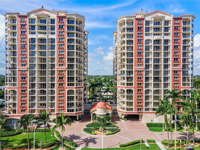2011 N Ocean Boulevard 403, Fort Lauderdale, FL 33305