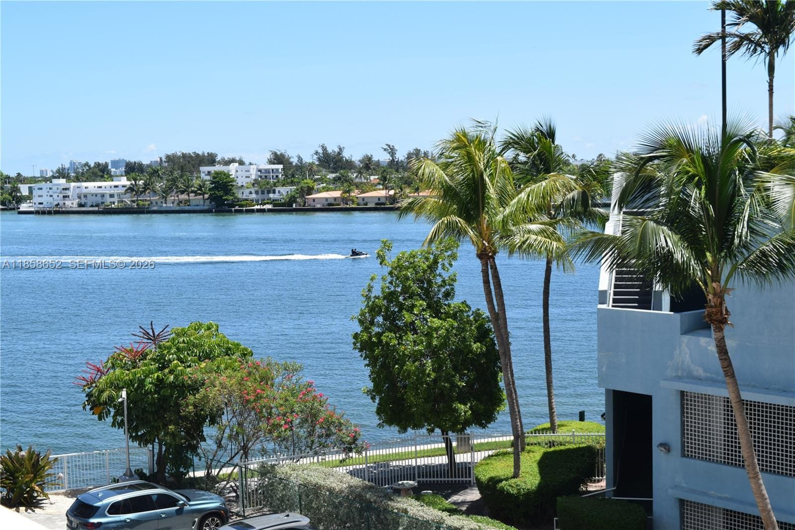 1865 79th St Causeway 4C — photo 3