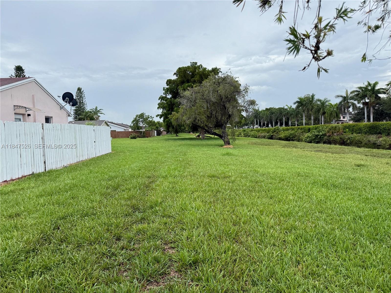 13821 SW 42nd Terrace, Miami, FL 33175