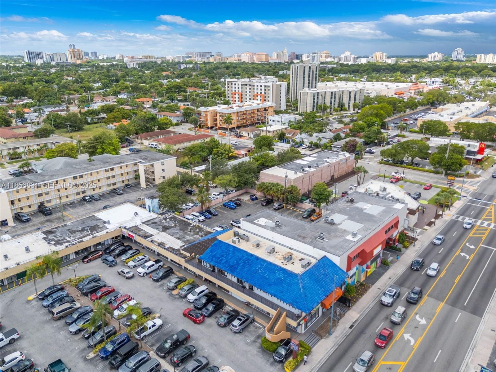2742 SW 8th Street, Miami, FL 33135 photo 25