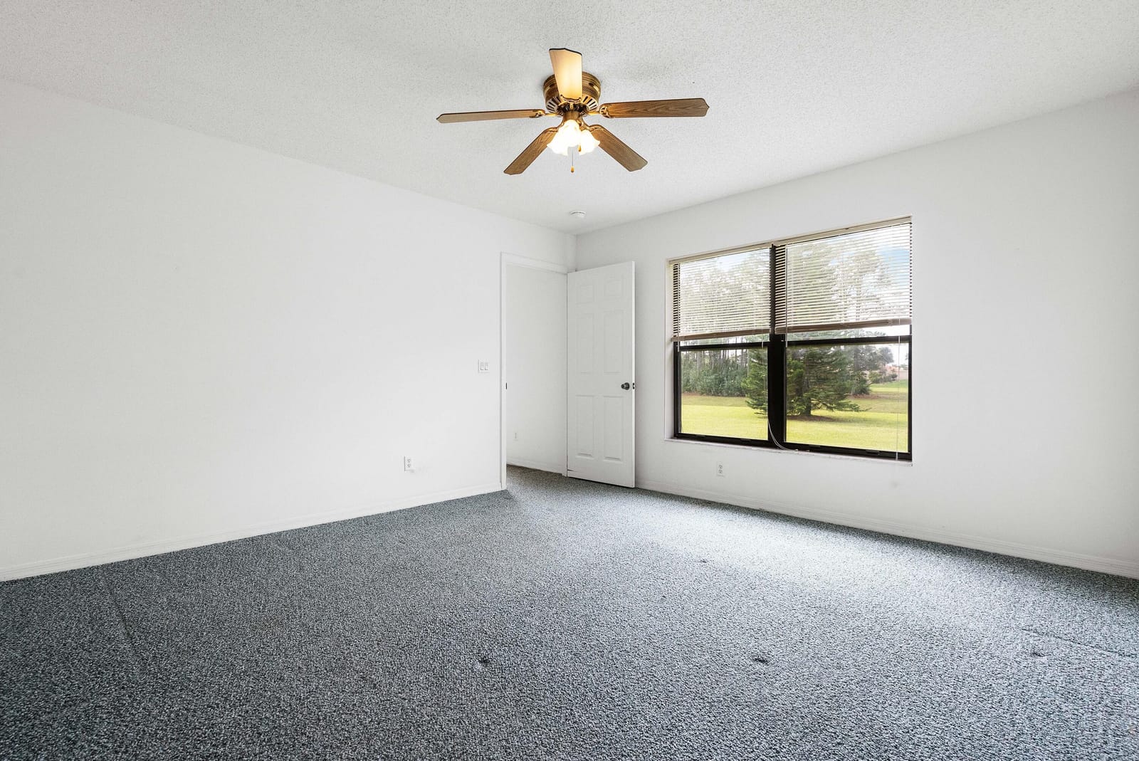5940 NW Brenda Circle — photo 9