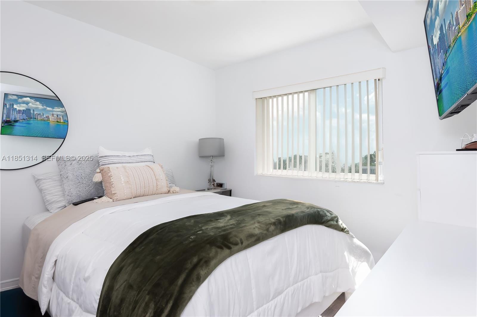 2475 NW 16th St Road 518, Miami, FL 33125 photo 15
