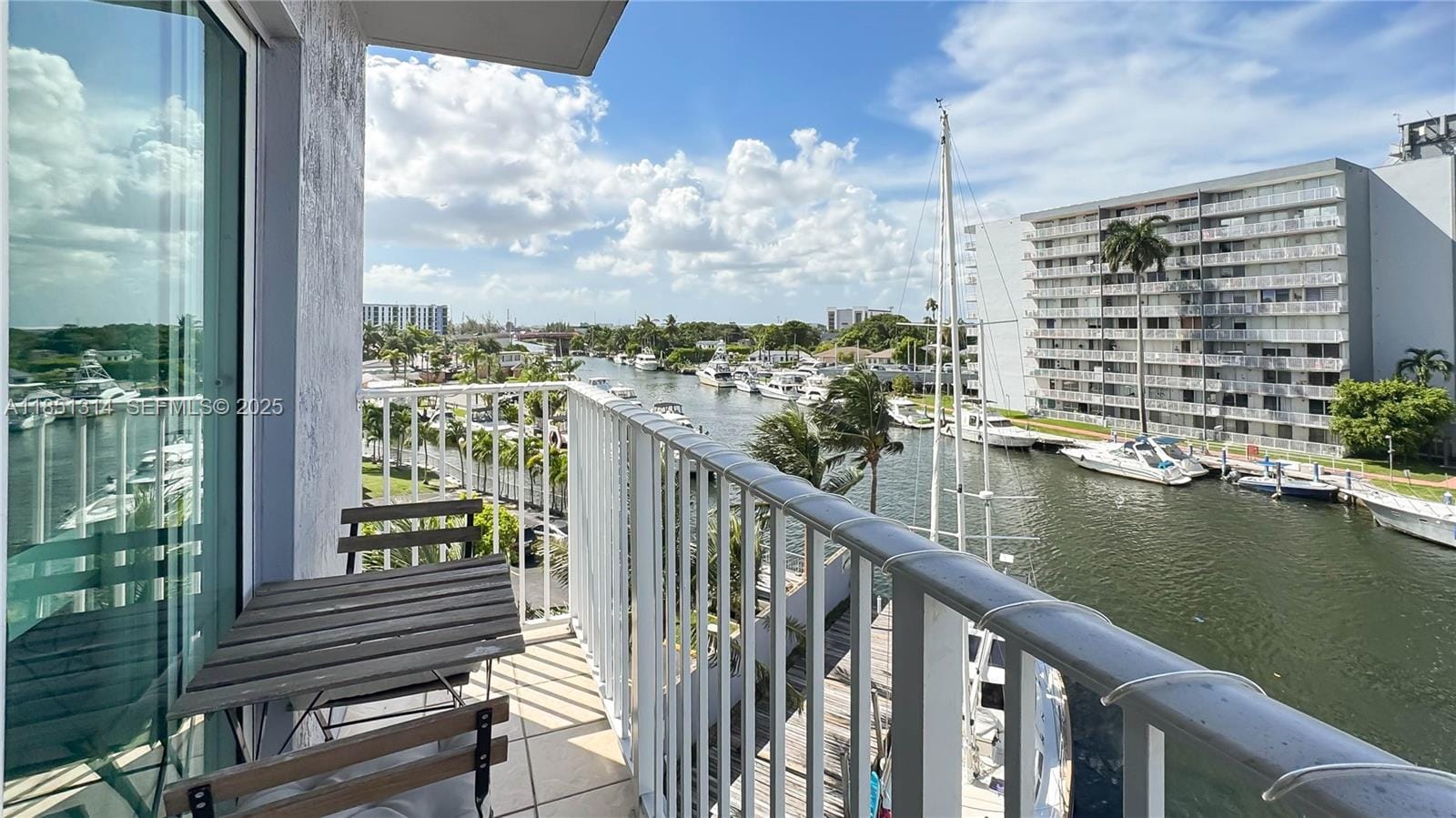 2475 NW 16th St Road 518, Miami, FL 33125 photo 18