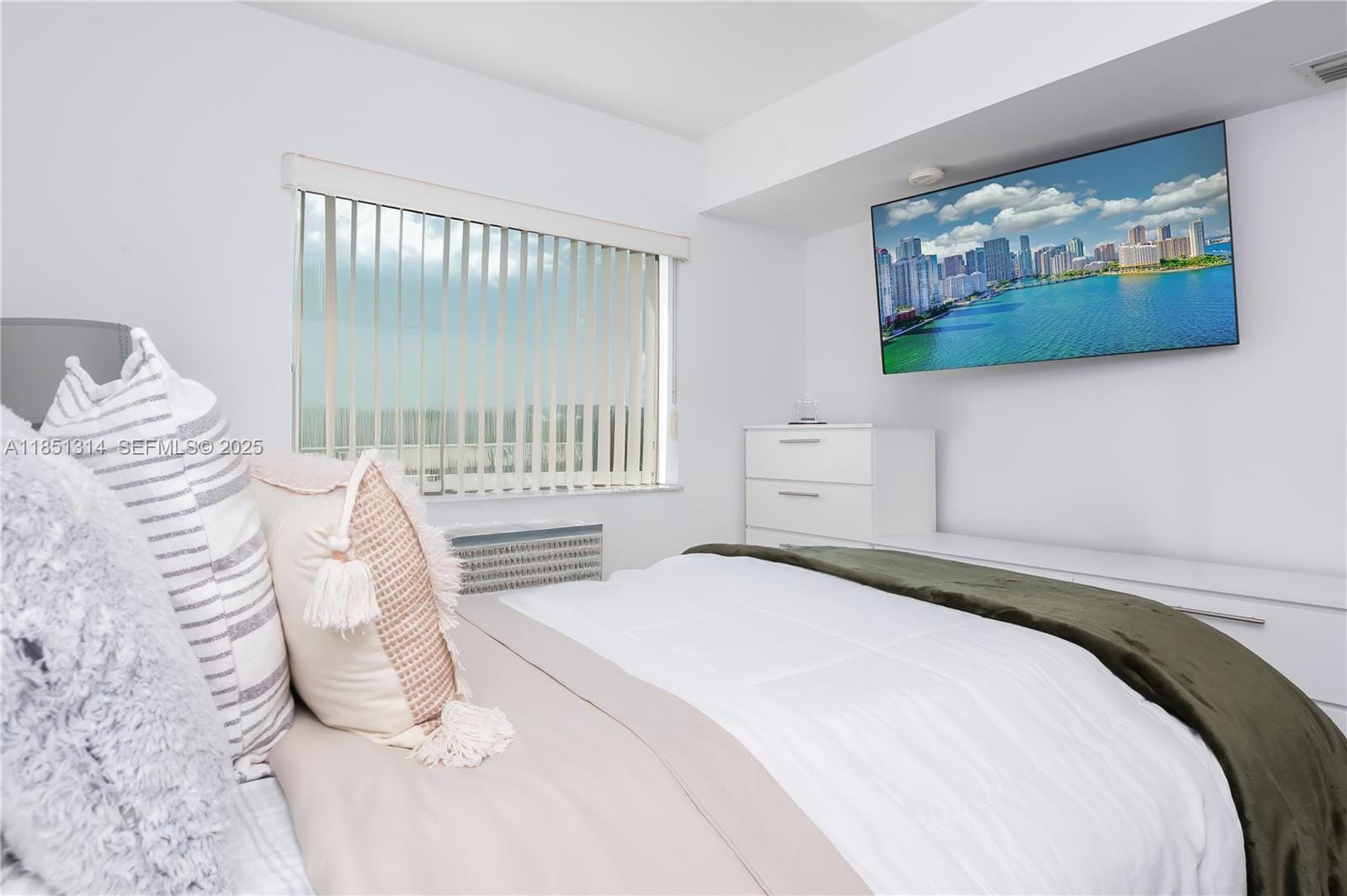 2475 NW 16th St Road 518, Miami, FL 33125 photo 26