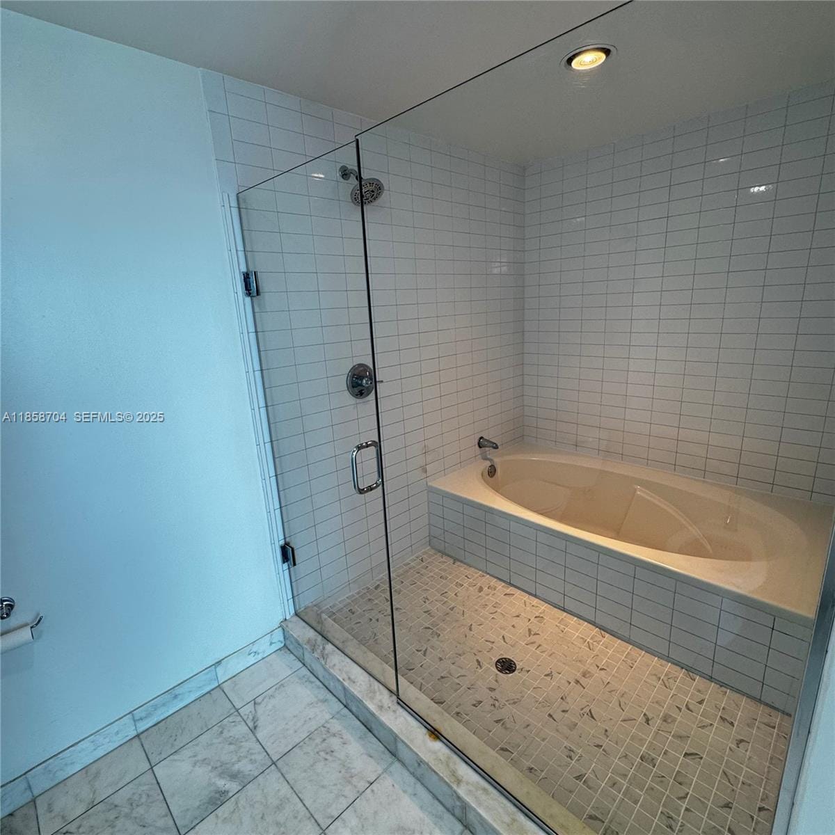 888 Biscayne Boulevard 2012, Miami, FL 33132 photo 13