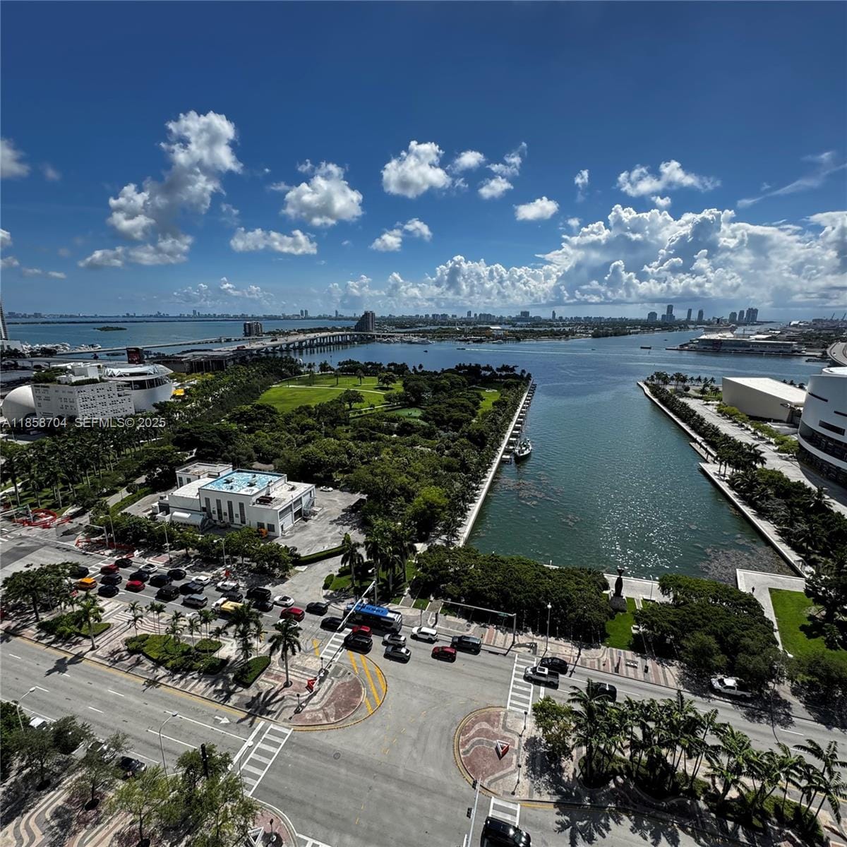 888 Biscayne Boulevard 2012, Miami, FL 33132 photo 23