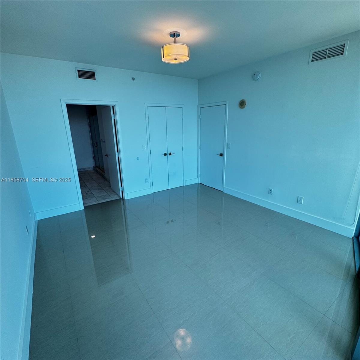 888 Biscayne Boulevard 2012, Miami, FL 33132 photo 10