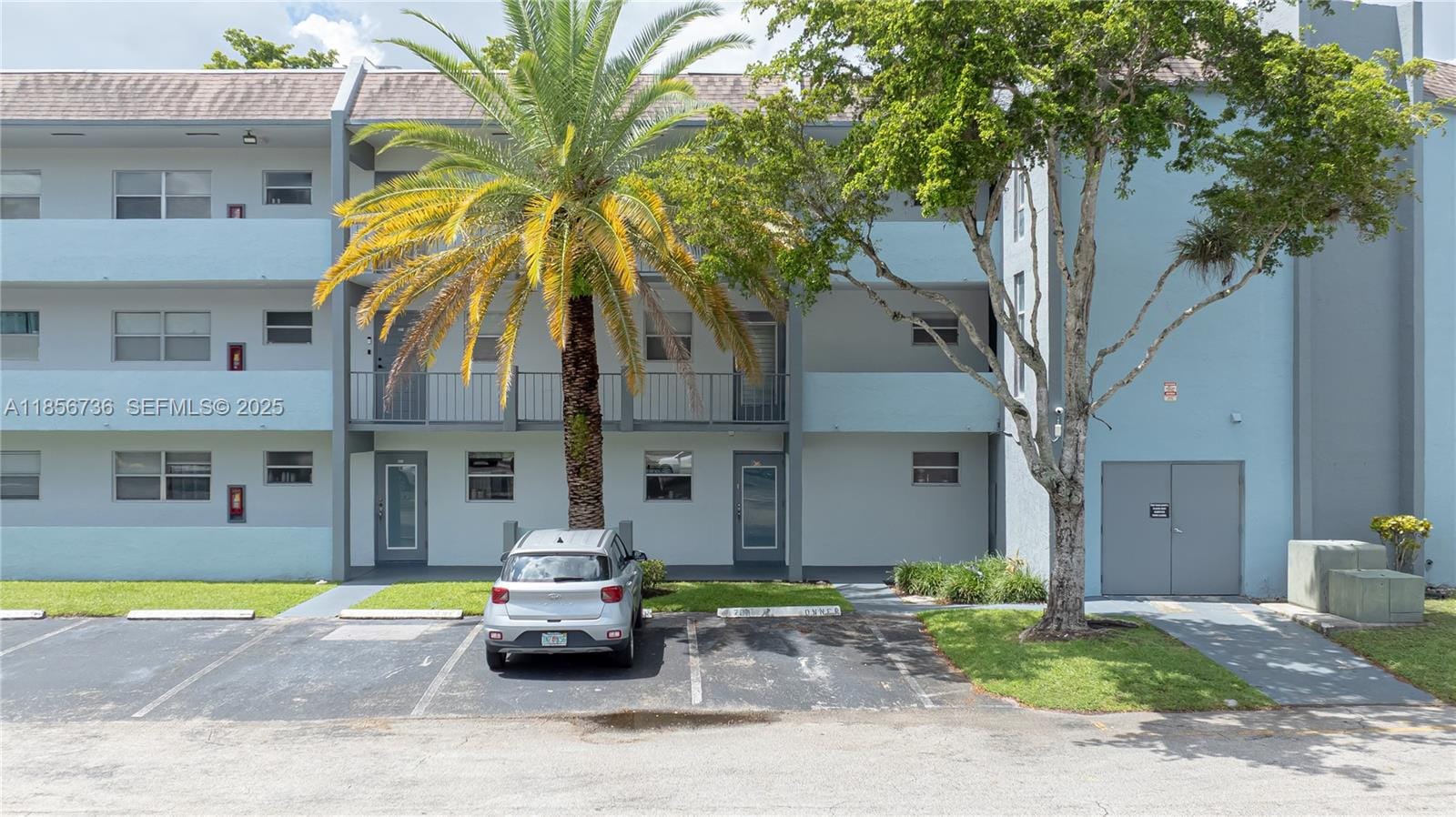 8321 Sands Point Boulevard D205, Tamarac, FL 33321 photo 12