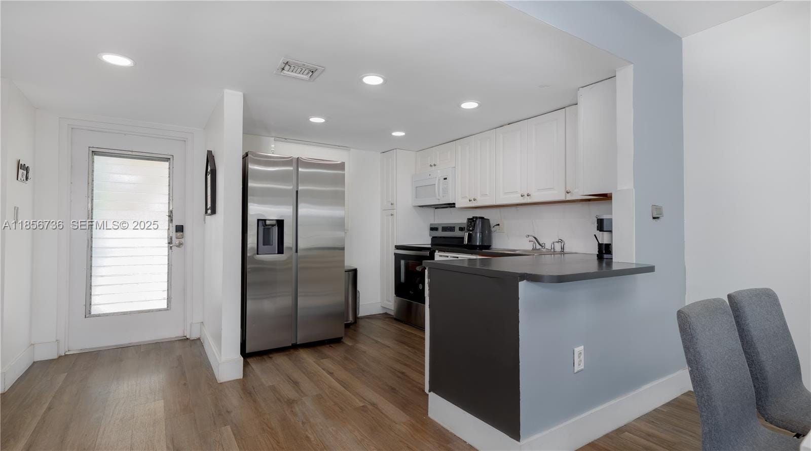 8321 Sands Point Boulevard D205, Tamarac, FL 33321 photo 4