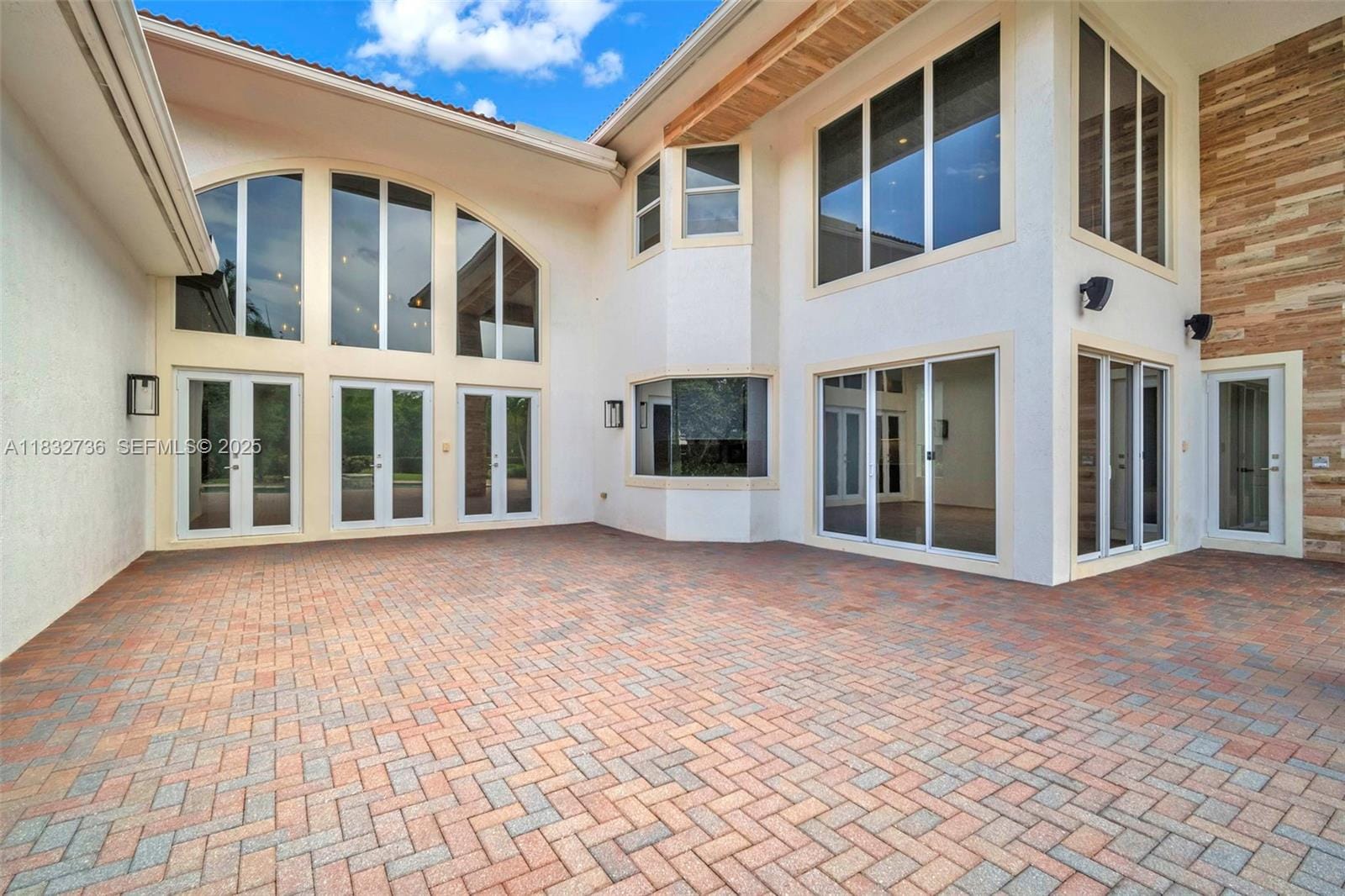 3200 Lake Ridge Lane, Weston, FL 33332 photo 5