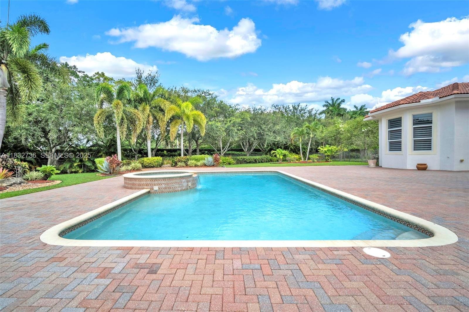 3200 Lake Ridge Lane, Weston, FL 33332 photo 6