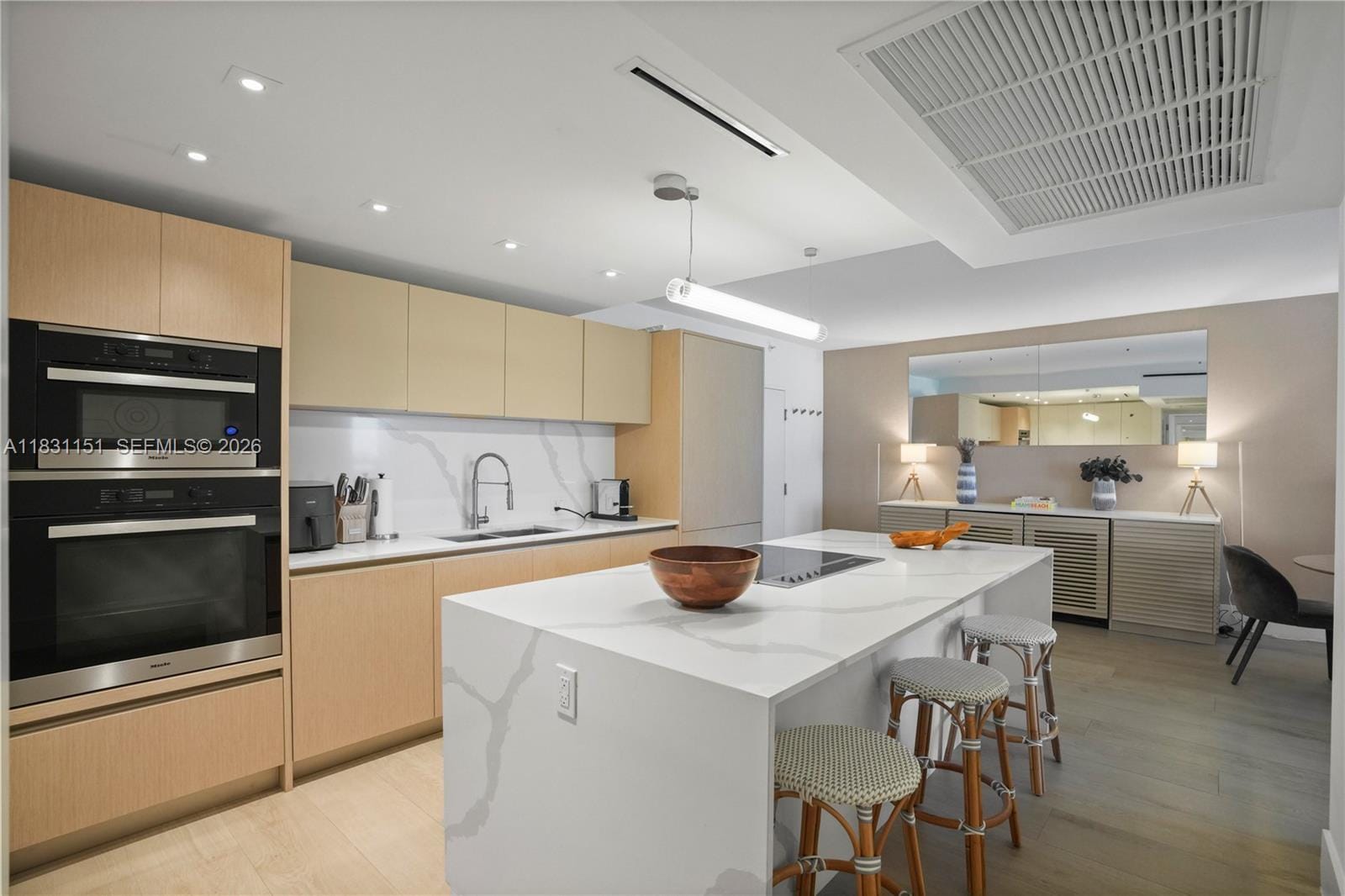 2301 Collins Avenue 407 — photo 11
