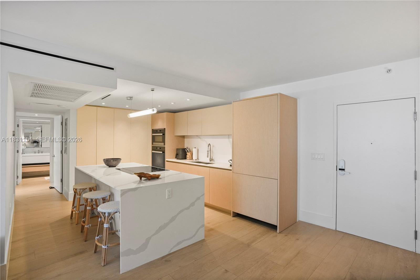 2301 Collins Avenue 407 — photo 8