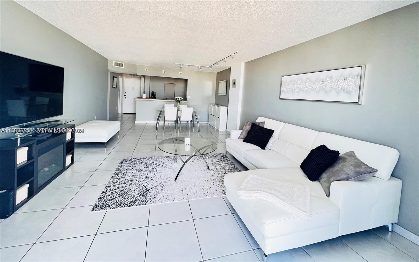 2780 NE 183rd Street 2015, Aventura, FL 33160, Aventura