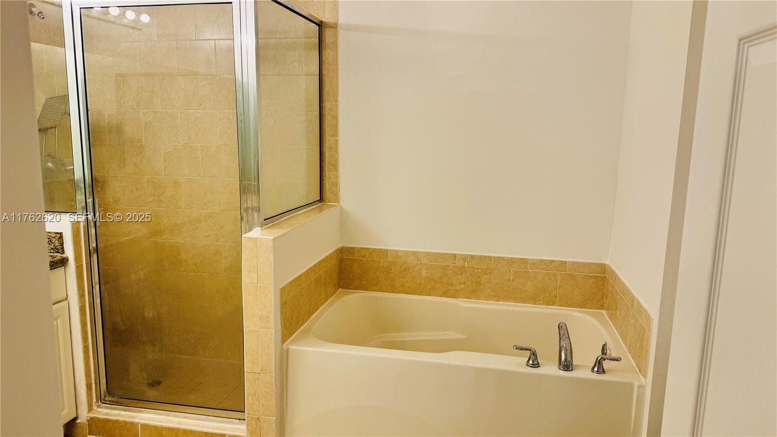3001 NE 185th Street 431 — photo 12