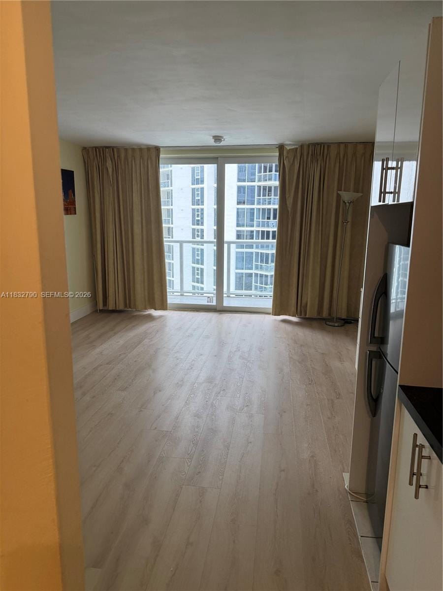 19201 Collins Avenue 717 — photo 4