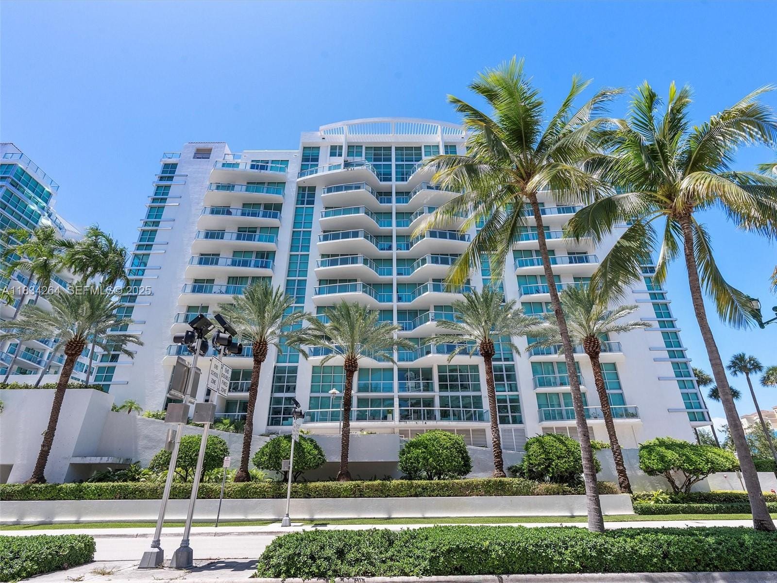 3131 NE 188th Street 2-903, Aventura, FL 33180 photo 2